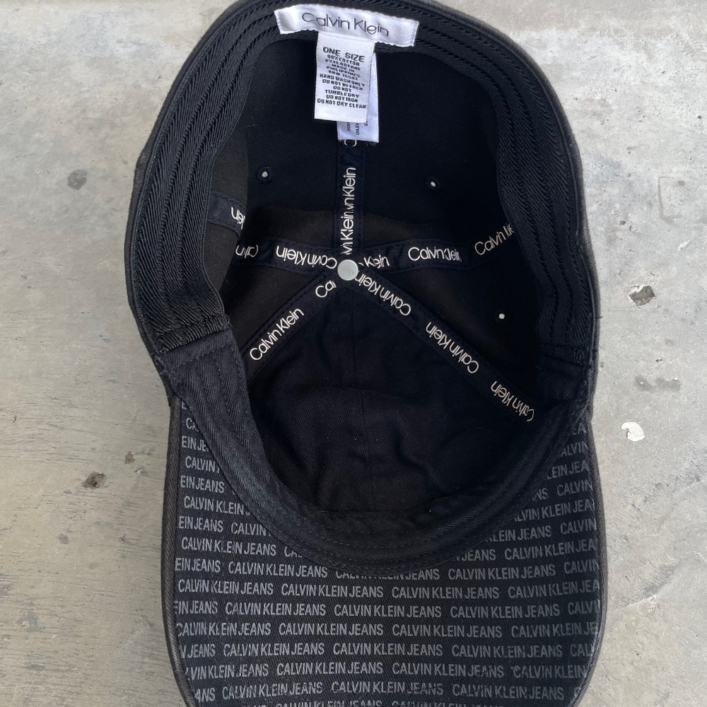 CK HAT FITTED - Picture 2 of 2